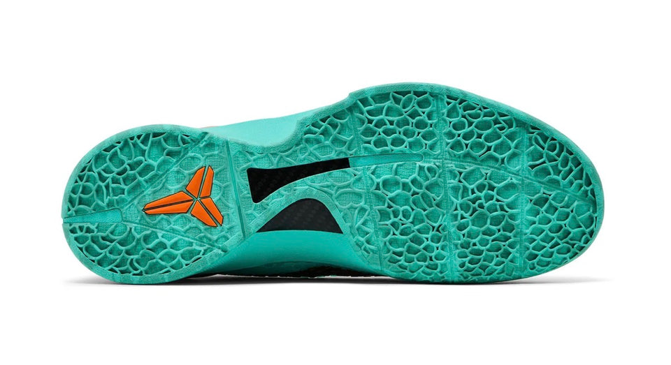 Kobe 6 Protro 'Statue of Liberty'